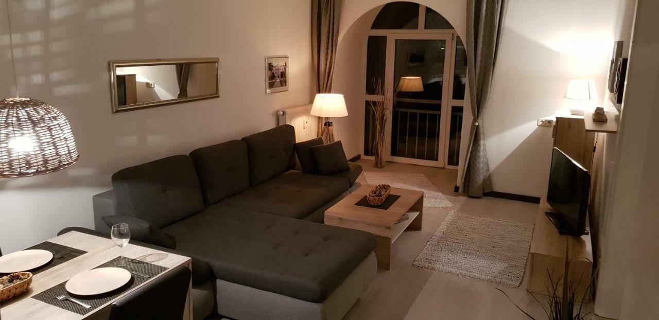 Ambiente Ferienapartments Warmbad فيلاخ المظهر الخارجي الصورة